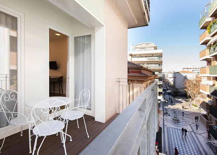 Luxury House Apartment *